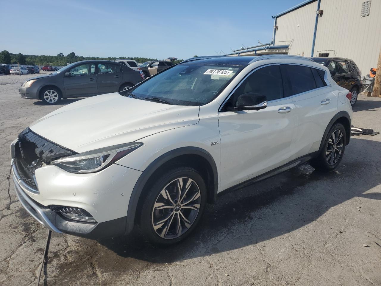 INFINITI QX30 BASE