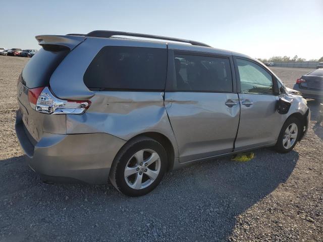 2011 TOYOTA SIENNA LE - 5TDKK3DC2BS087408