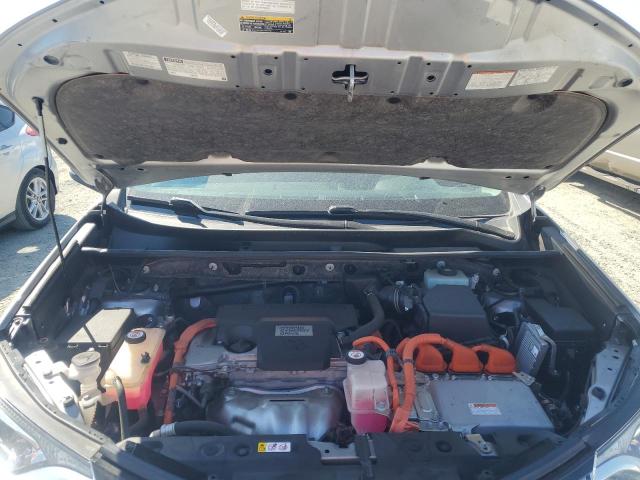 2018 TOYOTA RAV4 HV LE JTMRJREV2JD222191