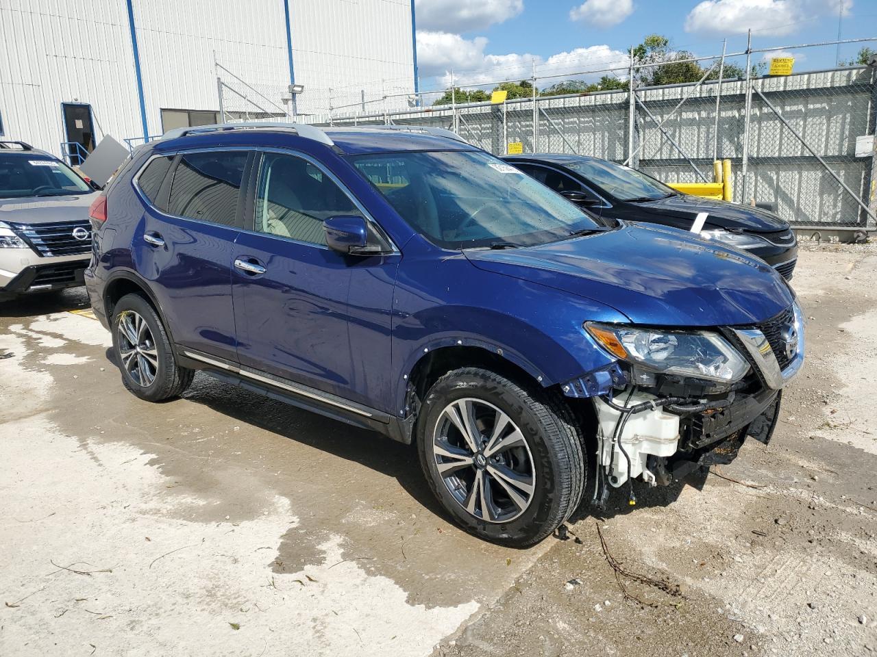 NISSAN ROGUE SV