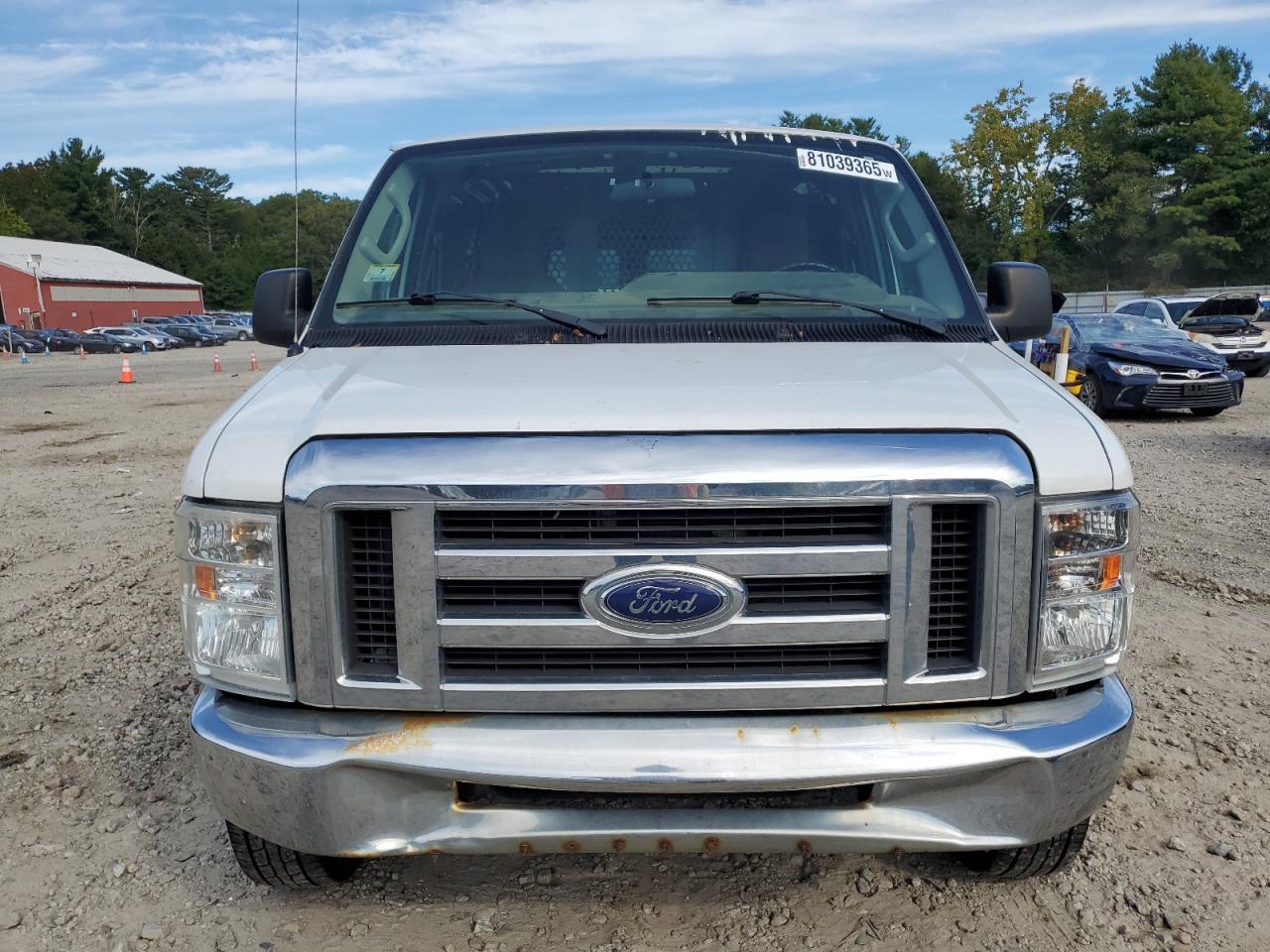 FORD ECONOLINE E250 VAN