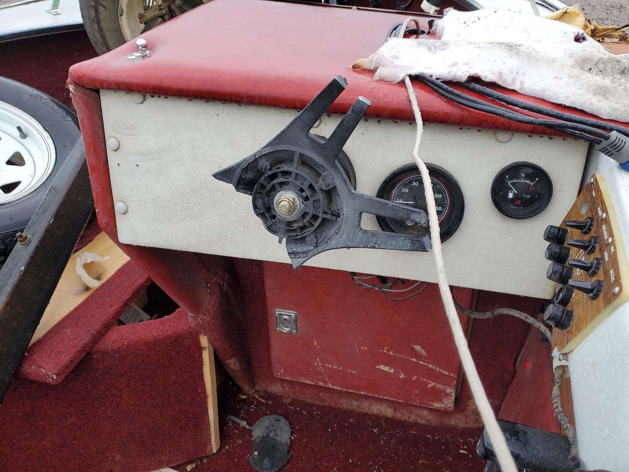 Lot #3311483235 1987 LUND BOAT