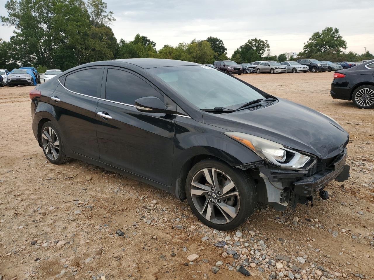 HYUNDAI ELANTRA SE