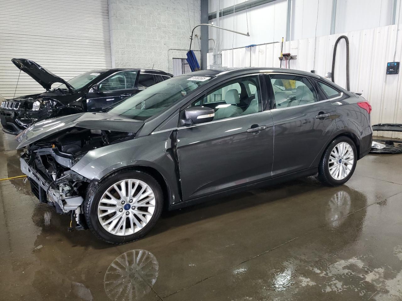 FORD FOCUS TITANIUM