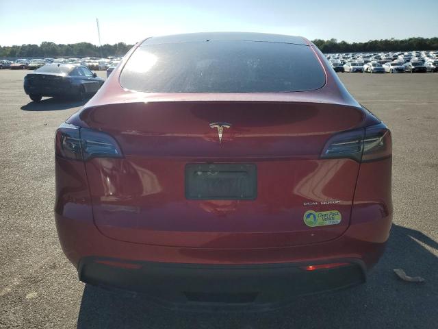 2024 TESLA MODEL Y 7SAYGDEEXRF085070