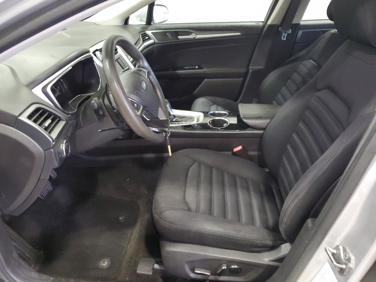 FORD FUSION SE HYBRID