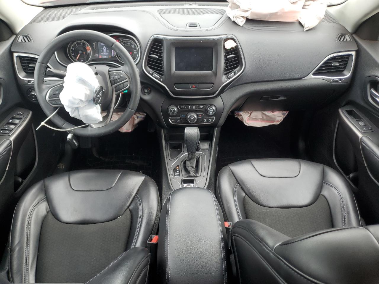 JEEP GRAND CHEROKEE LATITUDE PLUS