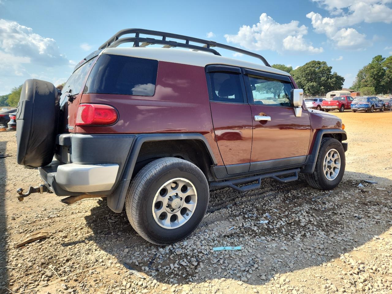 TOYOTA FJ CRUISER