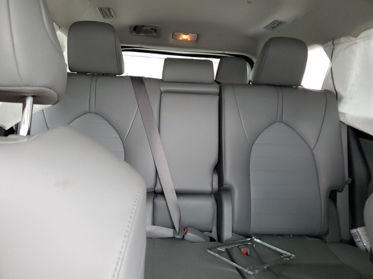 TOYOTA HIGHLANDER HYBRID XLE