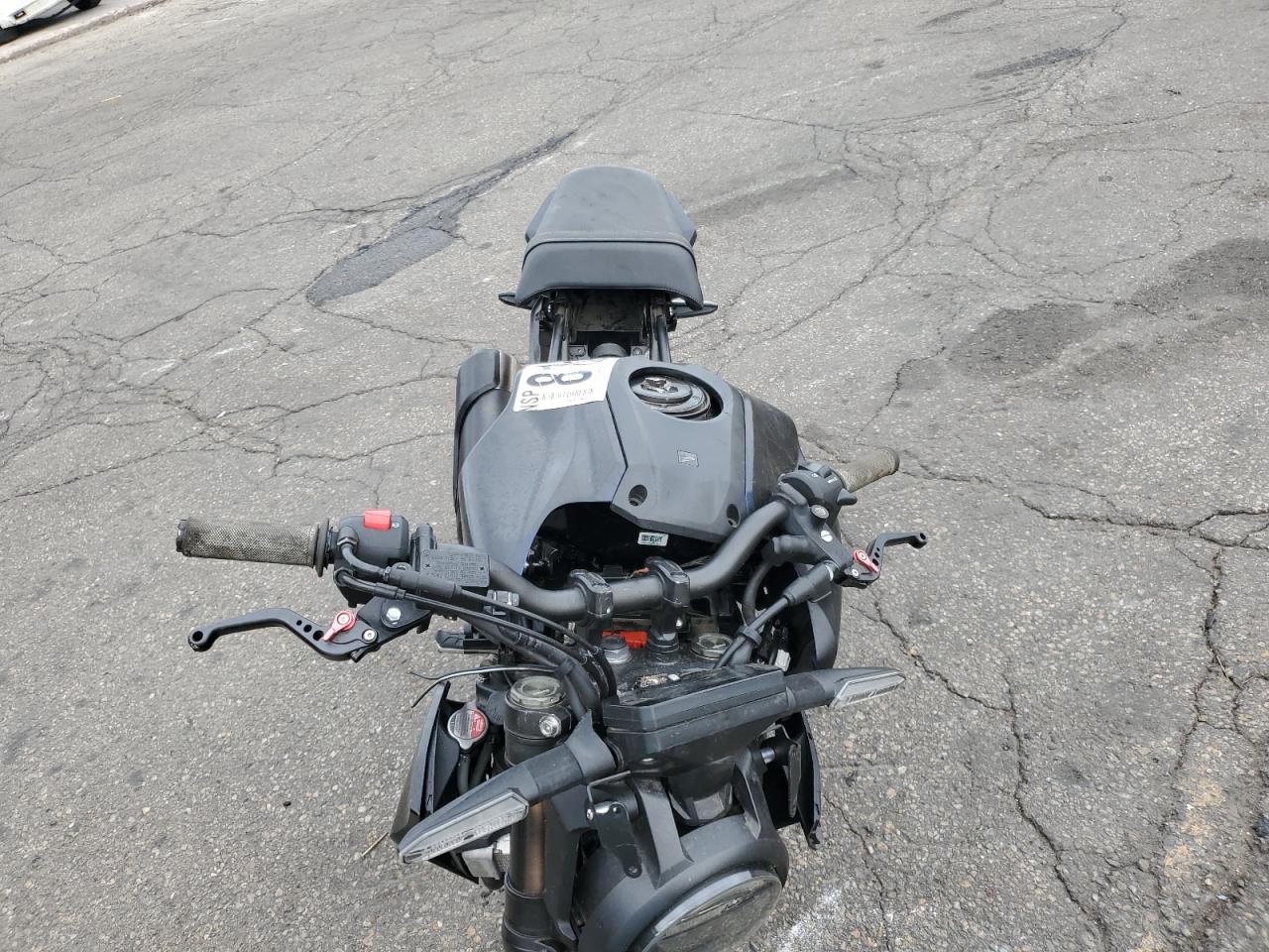 Lot #3270898420 2022 HONDA CB