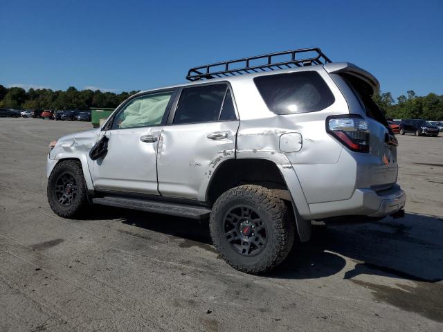 2016 TOYOTA 4RUNNER SR JTEBU5JR6G5373690