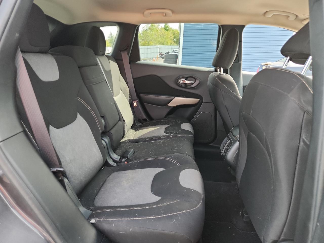 JEEP GRAND CHEROKEE LATITUDE