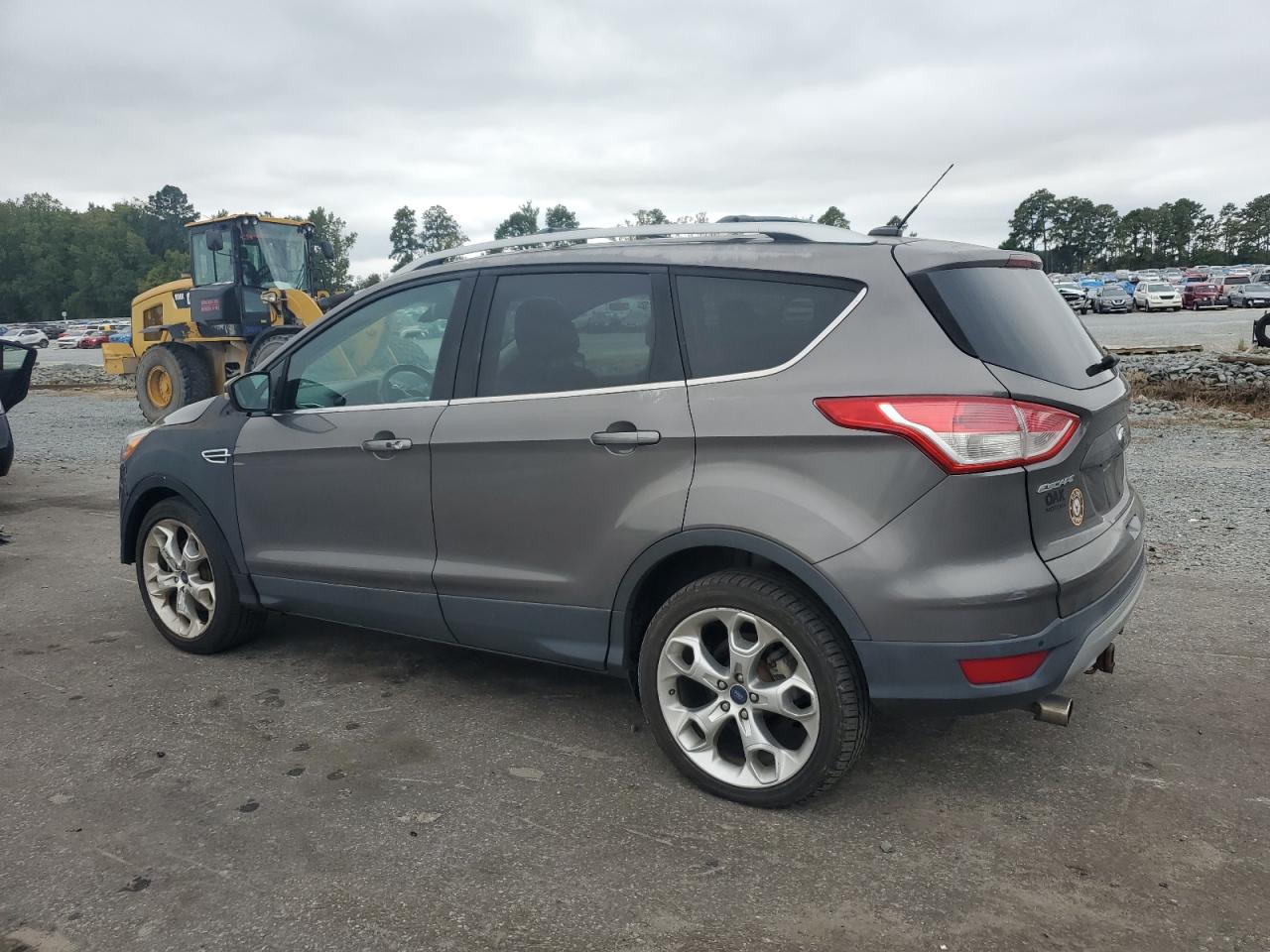 FORD ESCAPE TITANIUM