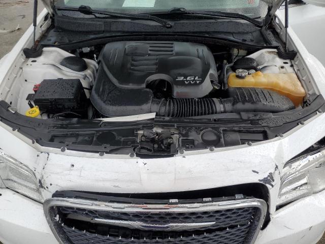 2C3CCAAG8FH930064 Chrysler 300 Limited