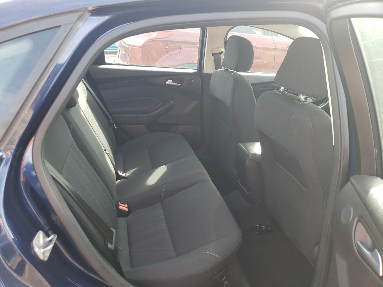 1FADP3H2XHL220153 FORD FOCUS 2017