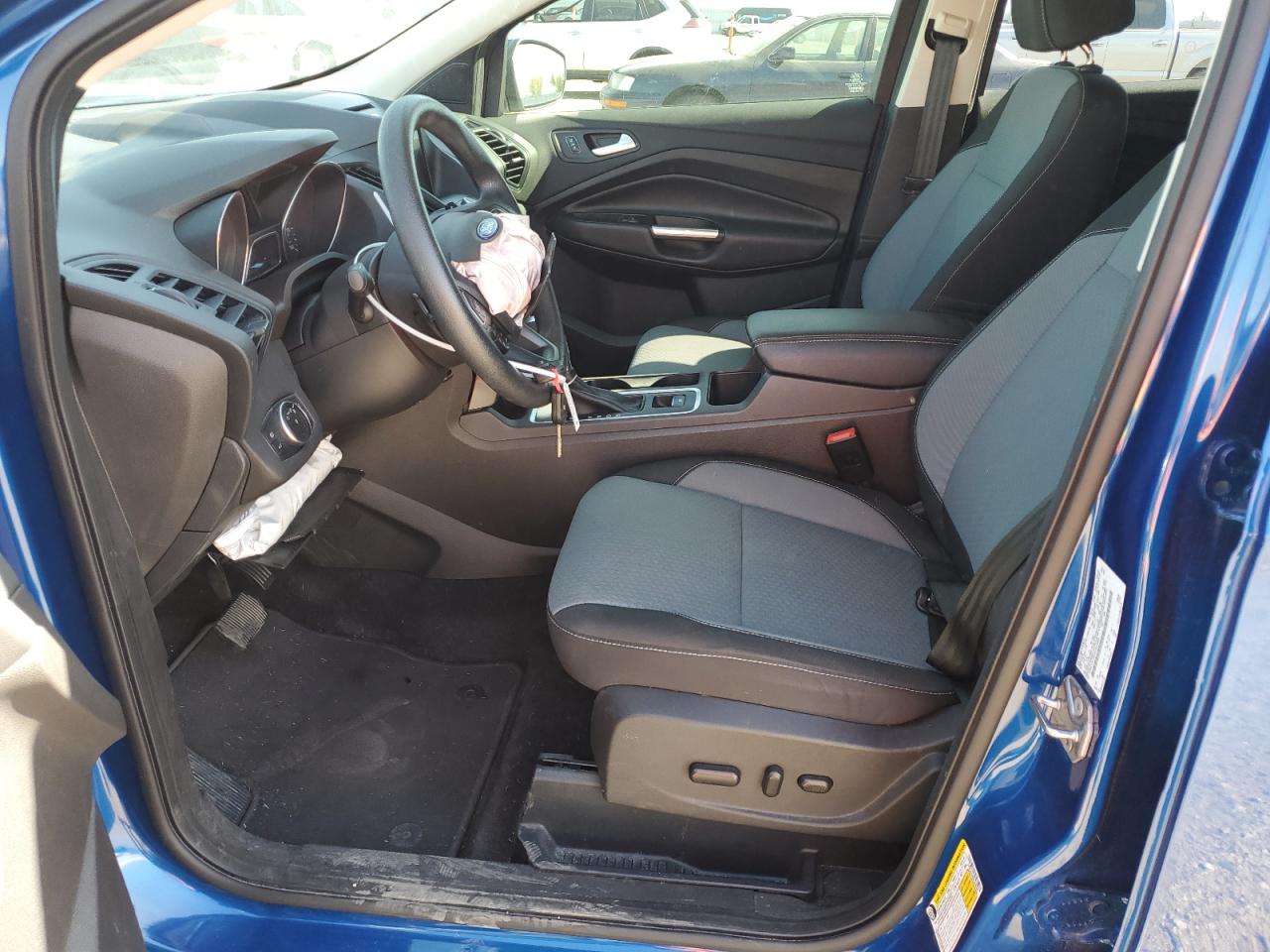 1FMCU9G90HUA04088 FORD ESCAPE 2017