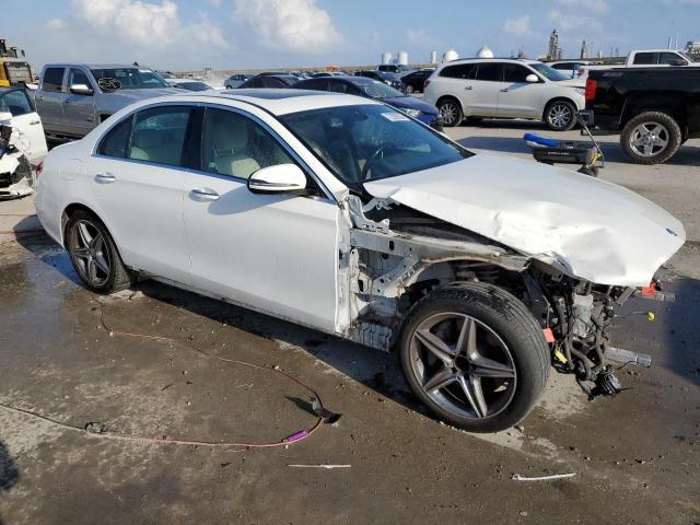 WDDZF4JB7HA049818 Mercedes-Benz E 300