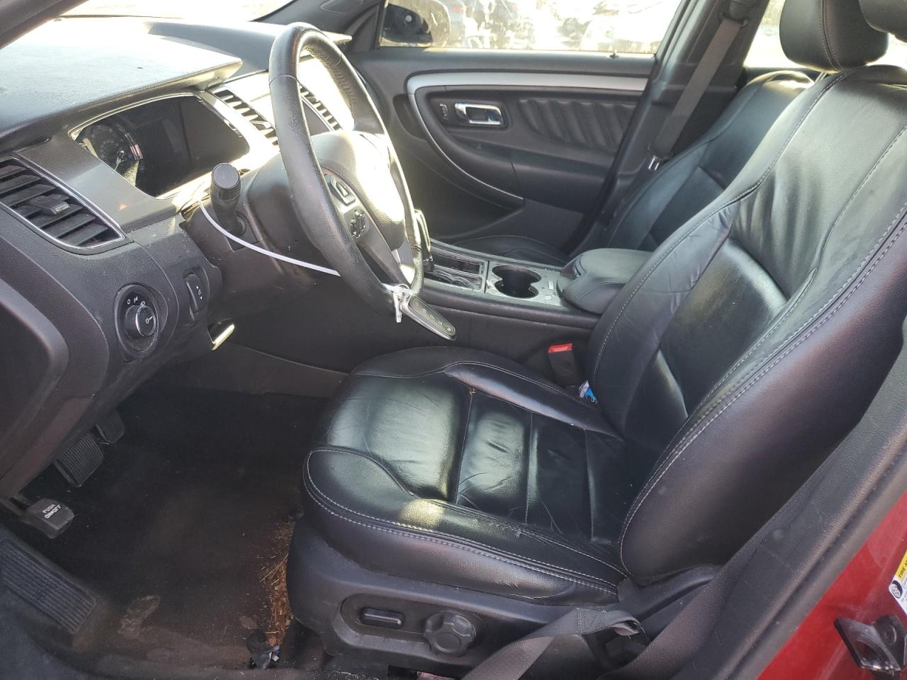 1FAHP2E87JG135709 FORD TAURUS 2018