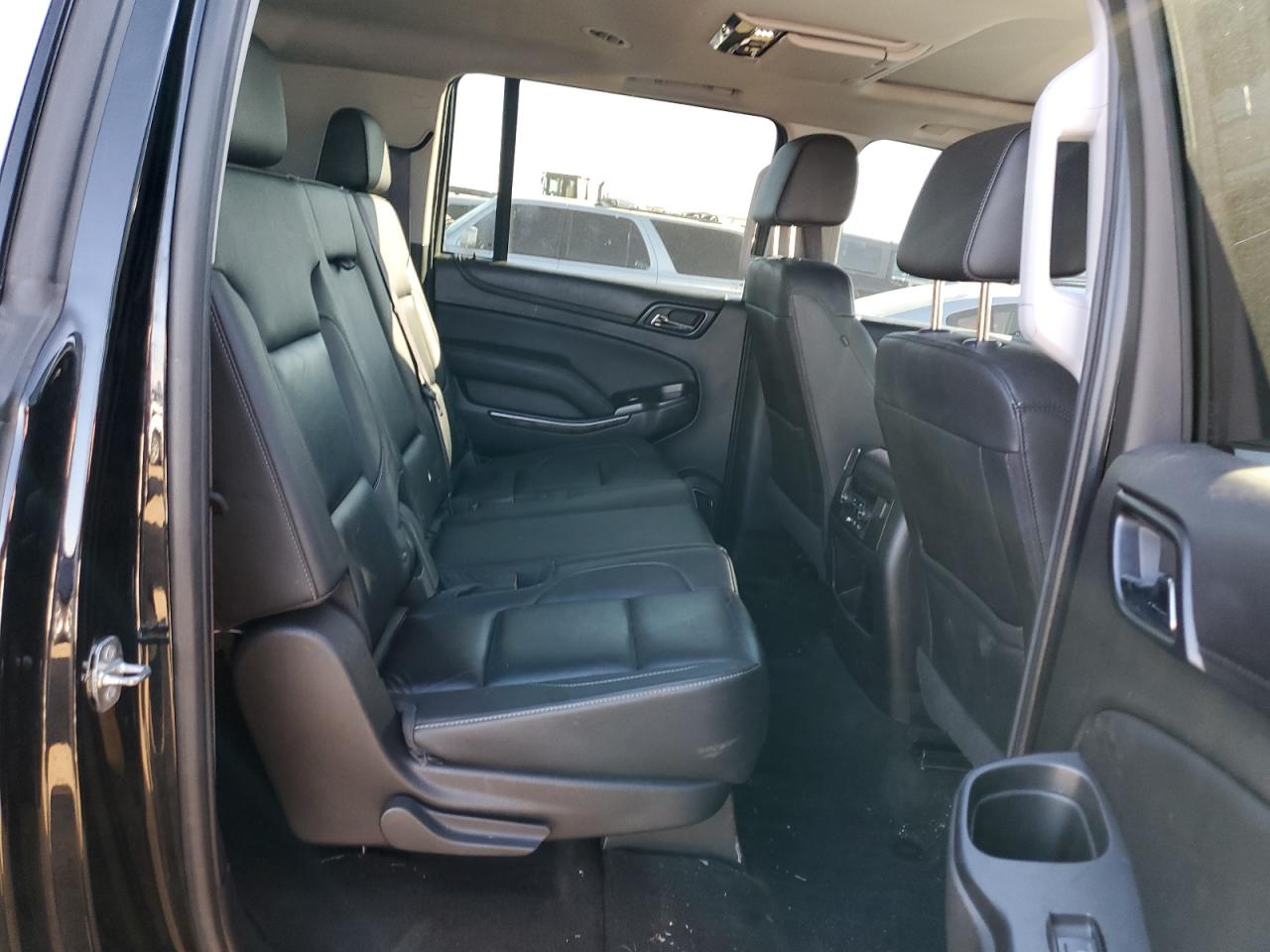 1GNSKHKC0HR127029 CHEVROLET SUBURBAN 2017