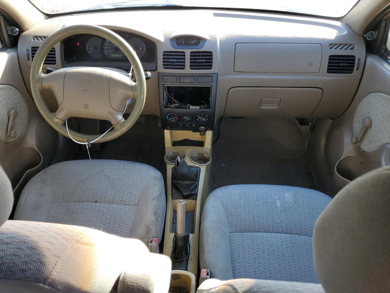 KNADC125546337013 2004 Kia Rio