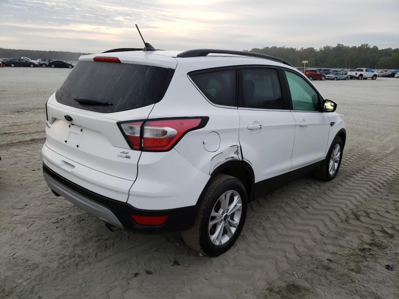 1FMCU9GD8JUA05225 FORD ESCAPE 2018