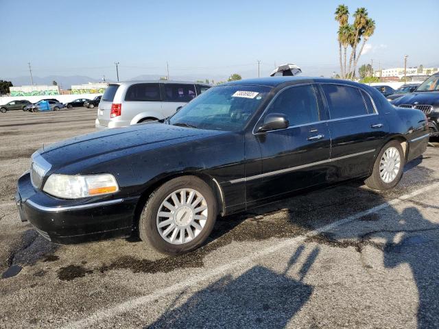 2005 Lincoln Town Car Signature