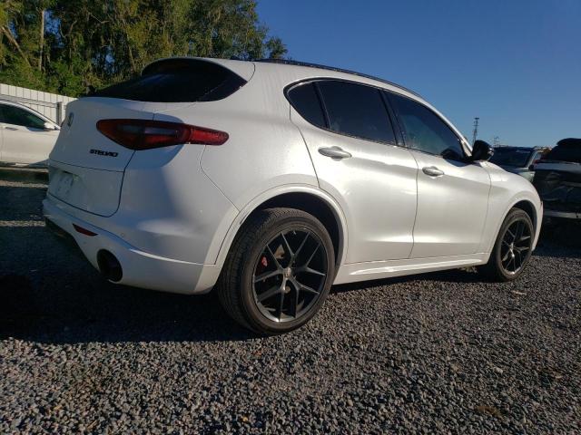 ZASPAKBNXL7C76253 Alfa Romeo Stelvio TI 3