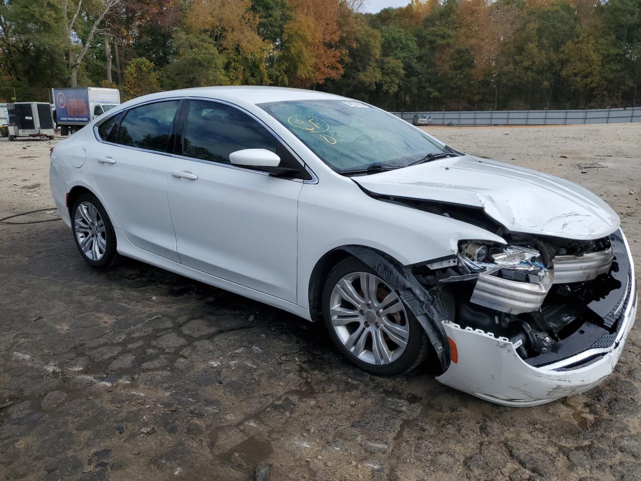 2015 Chrysler 200 Limited vin: 1C3CCCAB4FN751494