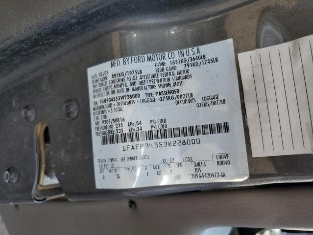 2003 Ford Focus - Image 12