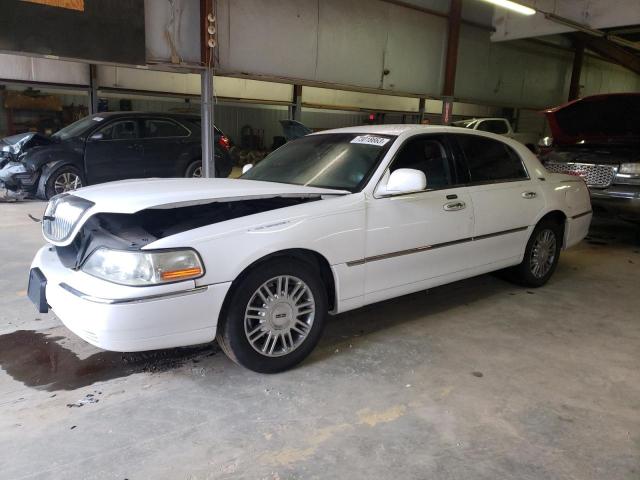 2008 Lincoln Town Car Signature Limited