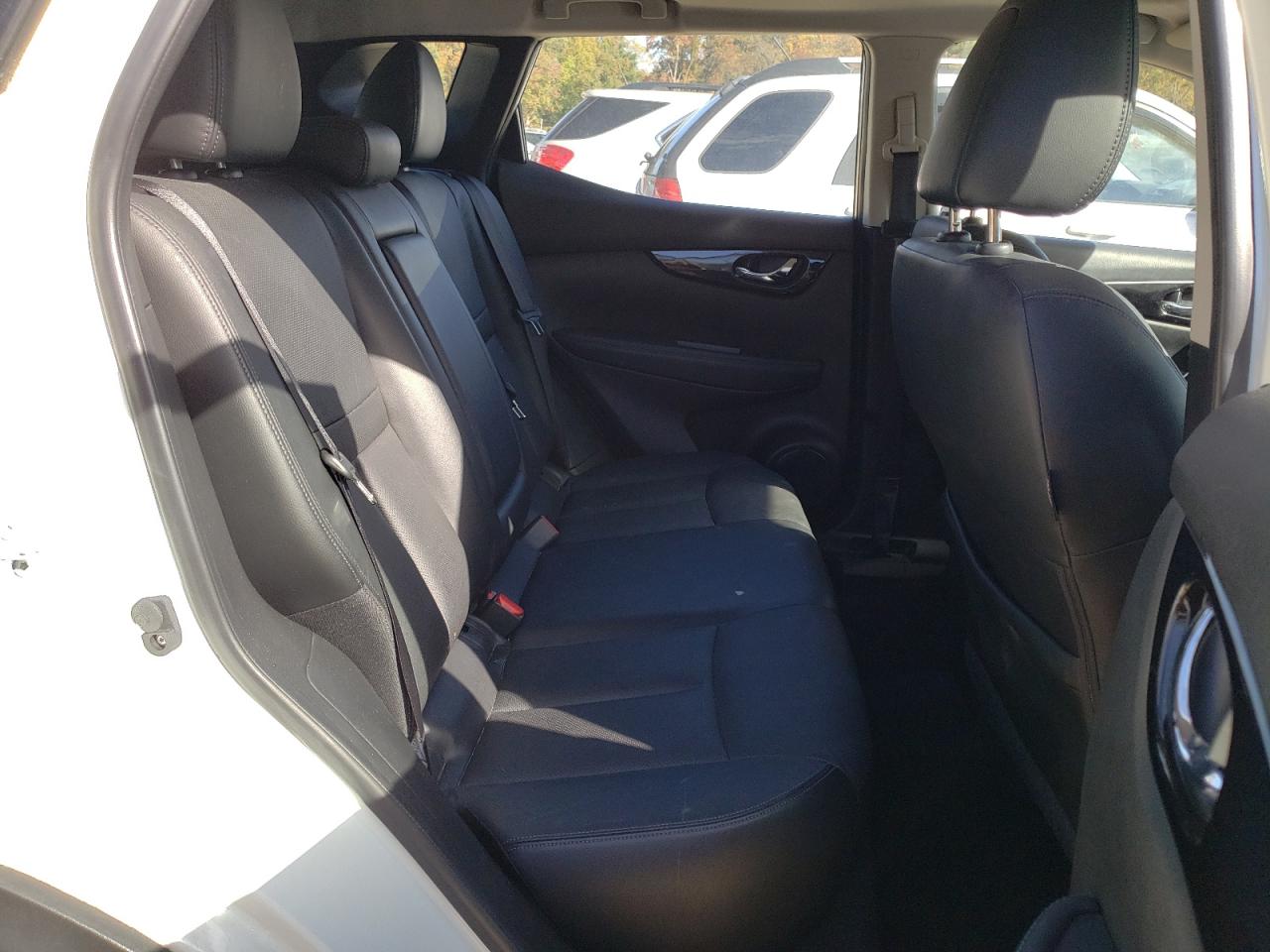 JN1BJ1CR7HW101456 NISSAN ROGUE 2017