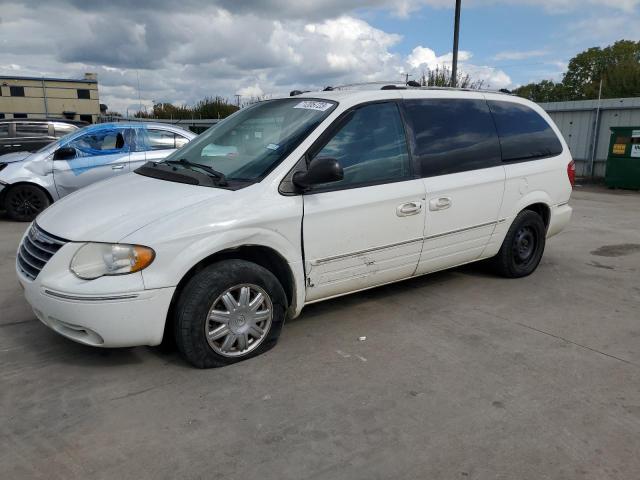 2005 Chrysler Town & Country Limited