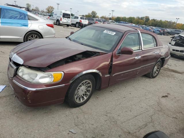 2002 Lincoln Town Car Signature