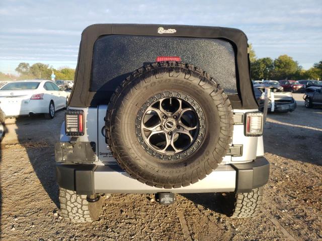1C4BJWEG6HL669088 Jeep Wrangler Unlimited Sahara