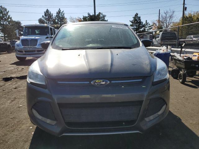1FMCU9GX6FUB28667 Ford ESCAPE SE