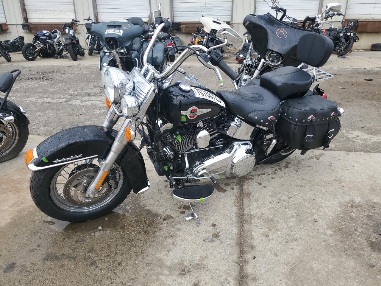 1HD1BWV12GB040175 HARLEY-DAVIDSON FL 2016