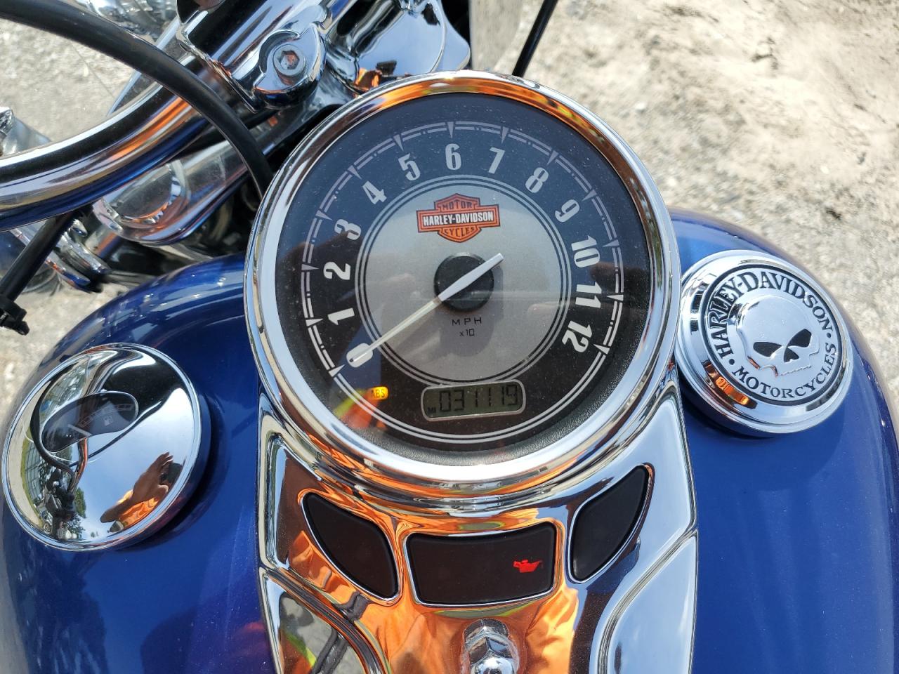 1HD1BWV14GB033387 HARLEY-DAVIDSON FL 2016