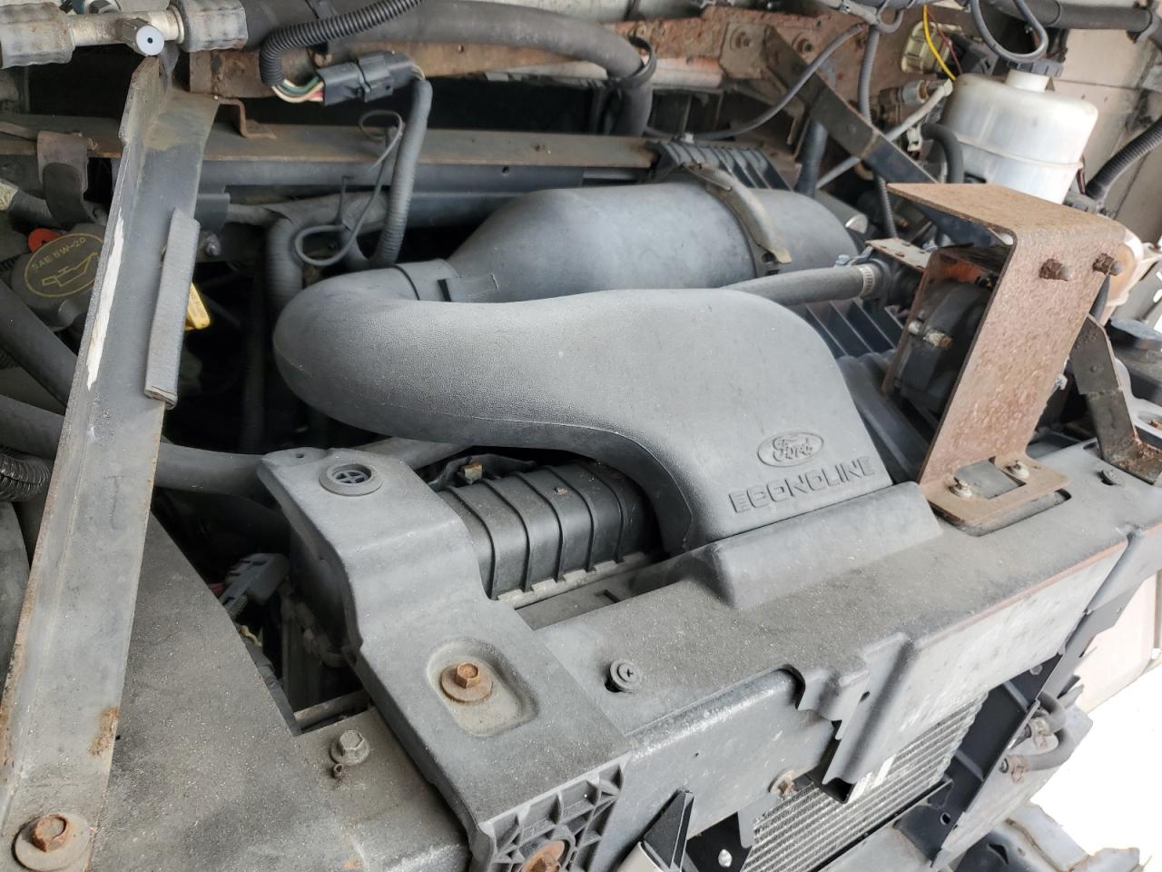 1FCLE49L74HB04611 2004 Ford Econoline E450 Super Duty Commercial Stripped Chassis 1FCLE49L74HB04611 2004 Ford Econoline E450 Super Duty Commercial Stripped Chassis