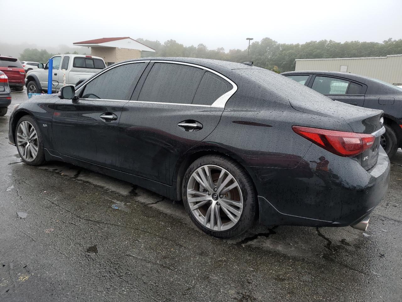 JN1EV7AR2KM590133 Infiniti Q50 LUXE 2