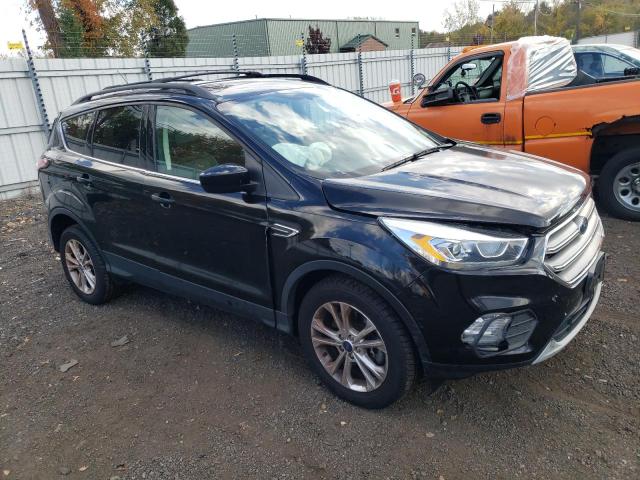 1FMCU9G9XHUE62396 Ford ESCAPE SE
