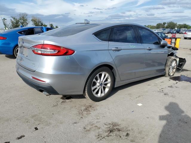 3FA6P0HD6LR143994 Ford Fusion SE 3