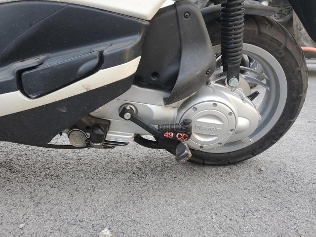 2018 PIAGGIO FLY ZAPC526B6J7002314