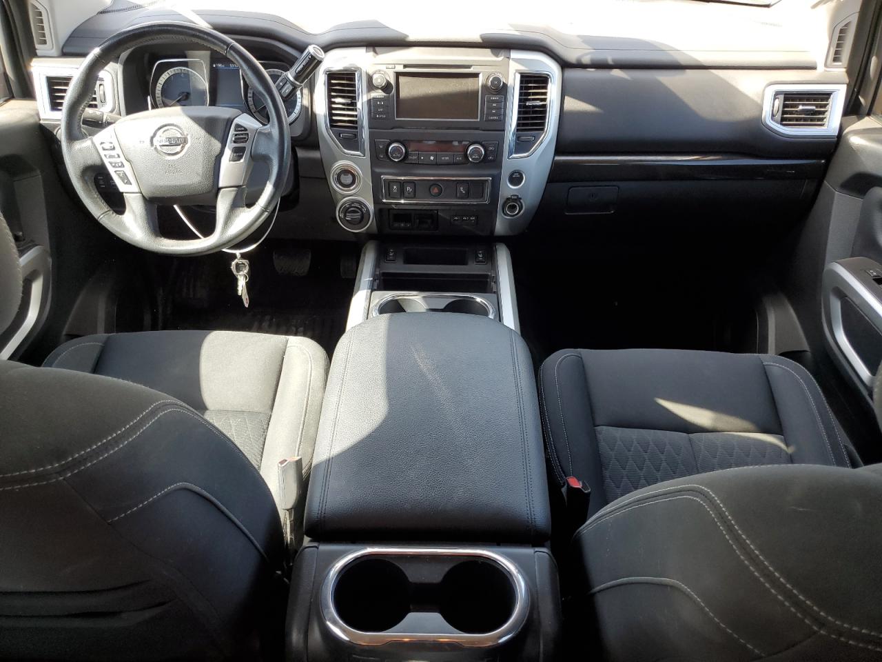 1N6AA1E58KN527069 NISSAN TITAN 2019