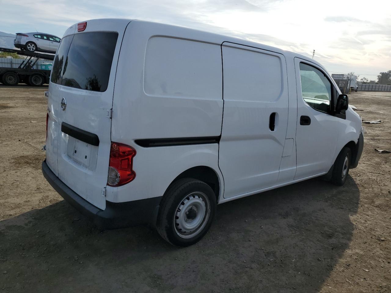 3N6CM0KN4HK696065 NISSAN NV 2017