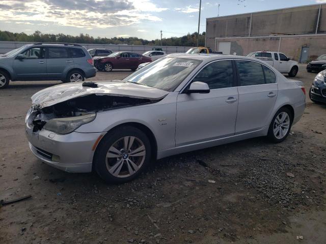 2010 BMW 5 Series 528xi