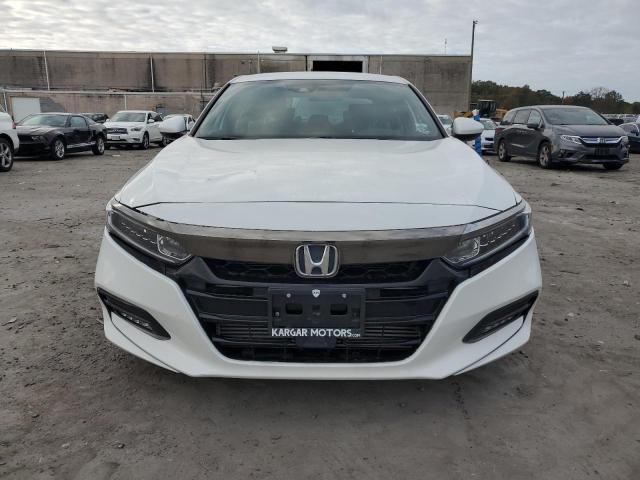 1HGCV1F31KA173725 Honda Accord Sport