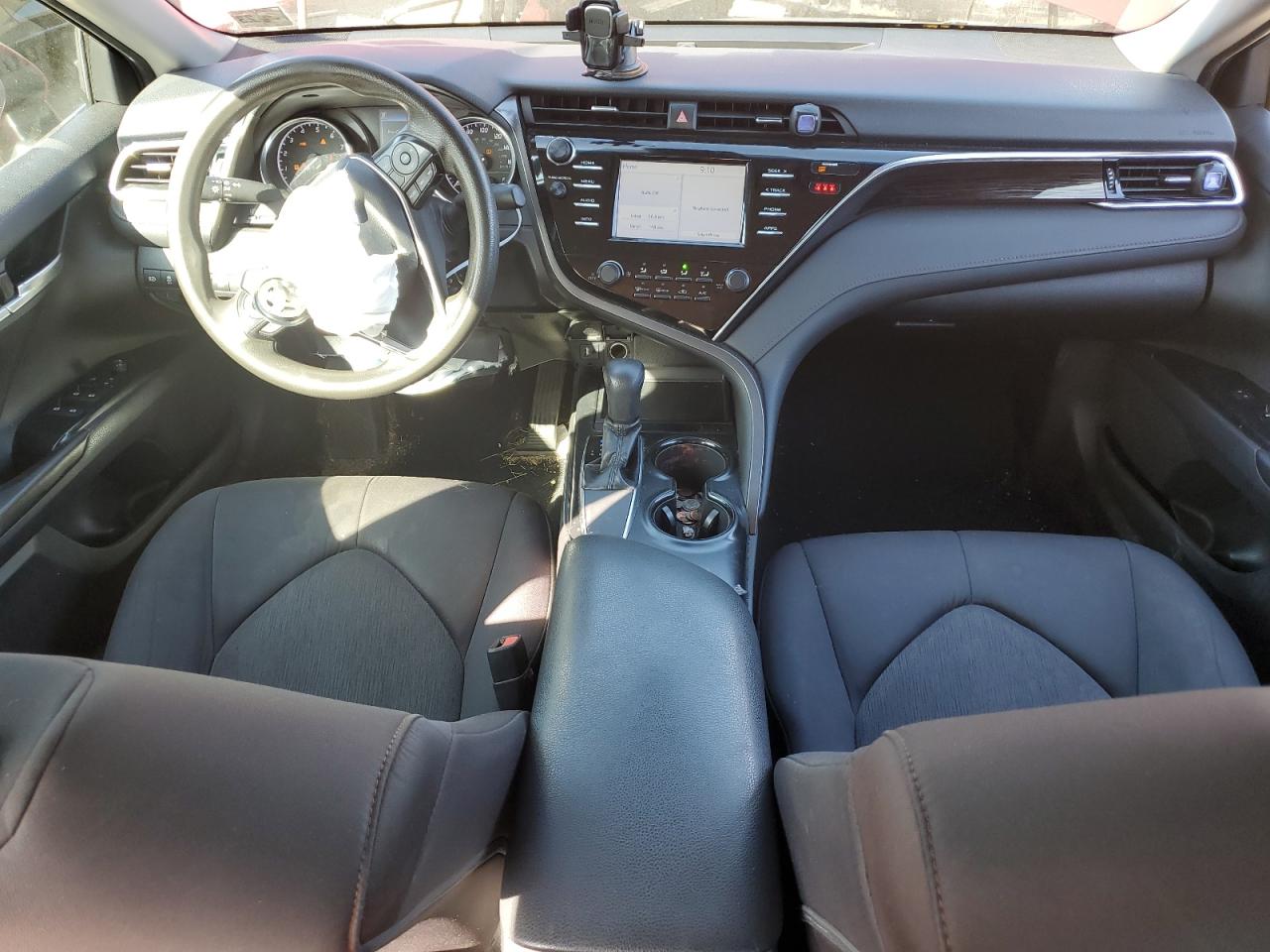 4T1B11HK3JU524055 TOYOTA CAMRY 2018
