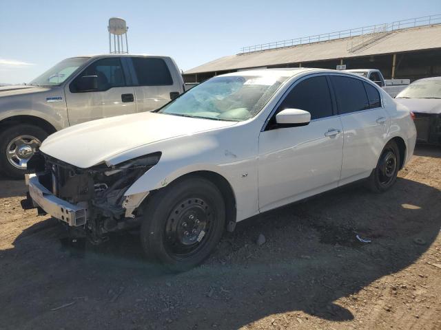 2015 INFINITI Q40 