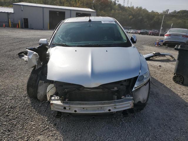 2LMDJ8JK4EBL09232 Lincoln MKX
