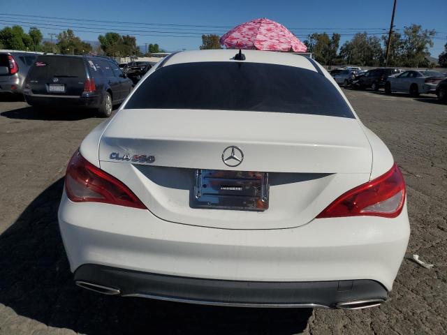WDDSJ4EB7KN720298 Mercedes-Benz CLA 250